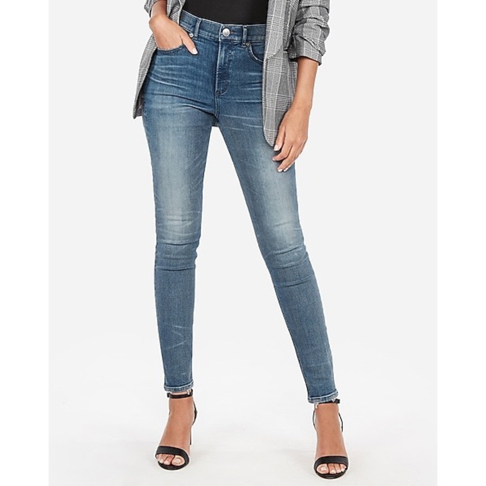 Express High Rise Perfect Curves Legging